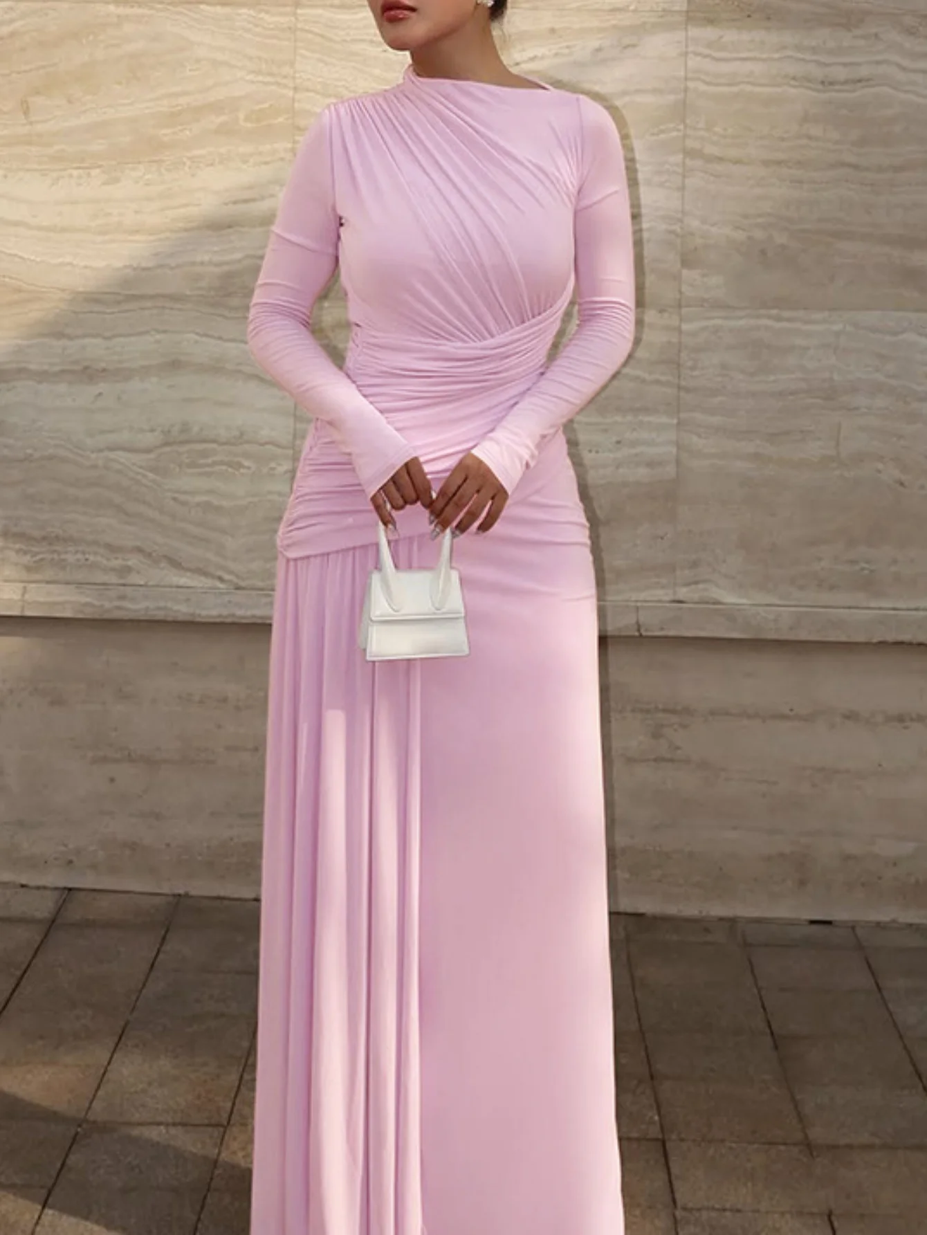 우아한 주름 장식 지퍼 백 롱 슬리브 바디콘 드레스 슬림 핏 라운드 넥 미디 드레스