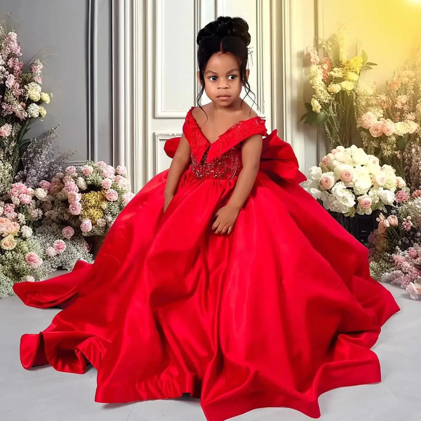 Customized Red Flower Girl Dresses For Wedding Satin Beaded With Bow Floor Length Kids Birthday Party First Communion Ball Gown