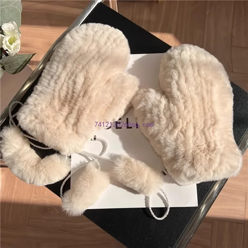 

Otter rabbit fur woven gloves with plush in winter, cute and warm