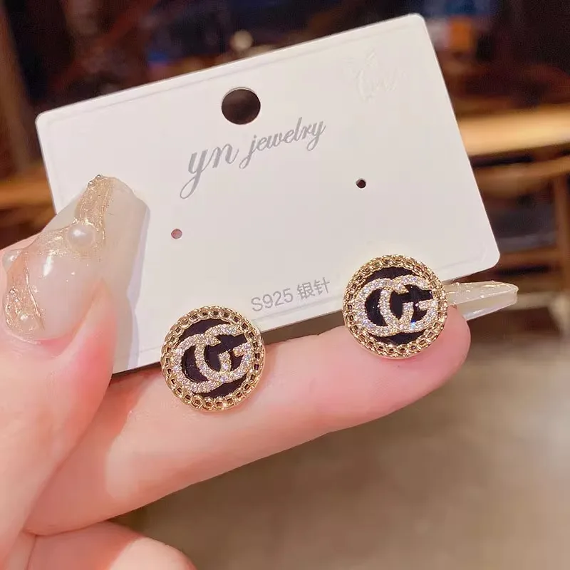 

Серьги-гвоздики Silver Needle Dongdaemun Xiaoxiang с буквами, женские, дизайнерские, простые, универсальные