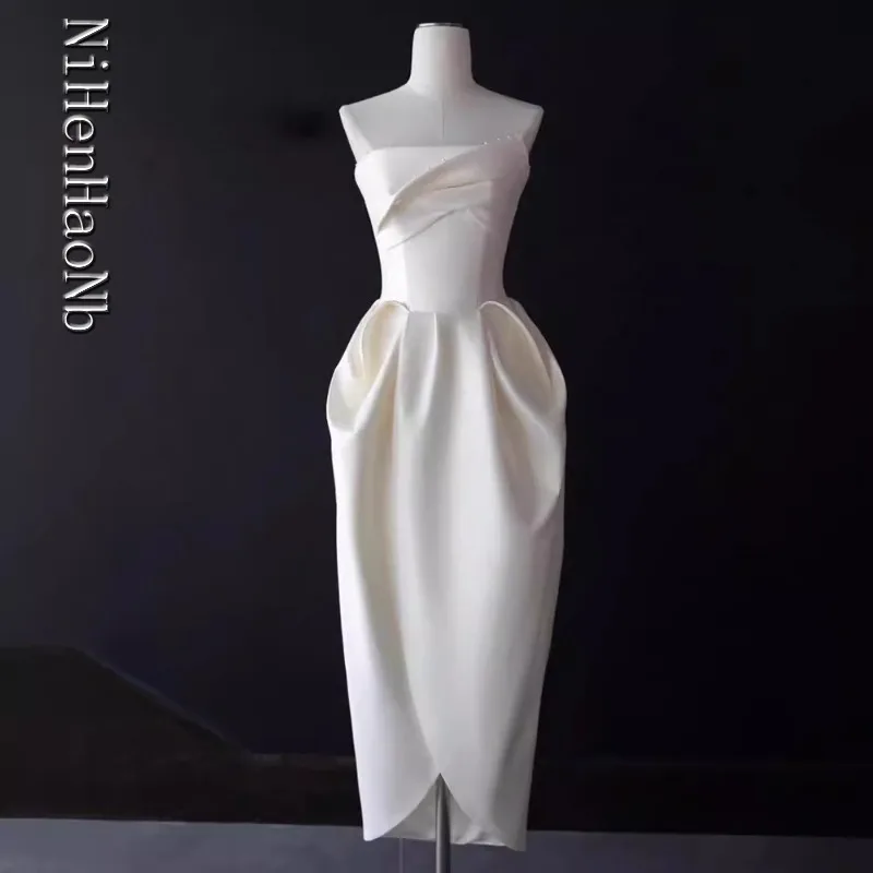 フランス風ライトウェディングドレス 2025年新作 チューブトップブライダルドレス サテンホワイト エンゲージメントドレス