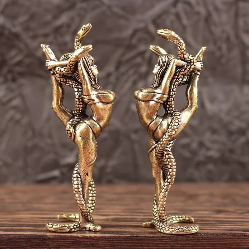 Figura de serpiente espiritual para decoración del hogar, colgante de belleza de mano para el hogar, colgante de escritorio, modelo de belleza y serpiente, colgante de belleza de latón
