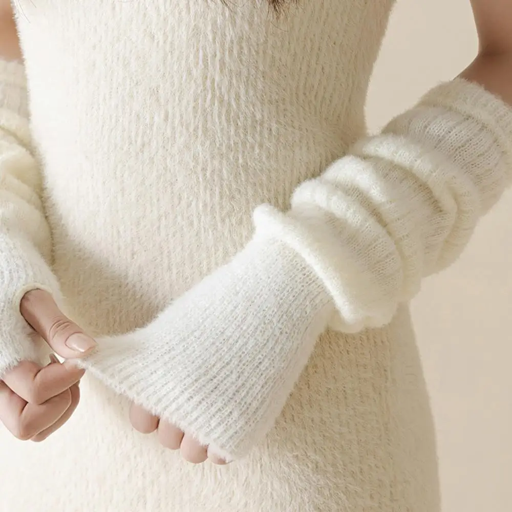 Y2K Christmas Plush White Arm Sleeve Winter Warm knitted Fingerless Gloves for Women Stacked Half Sleeves Punk Arm Warmer