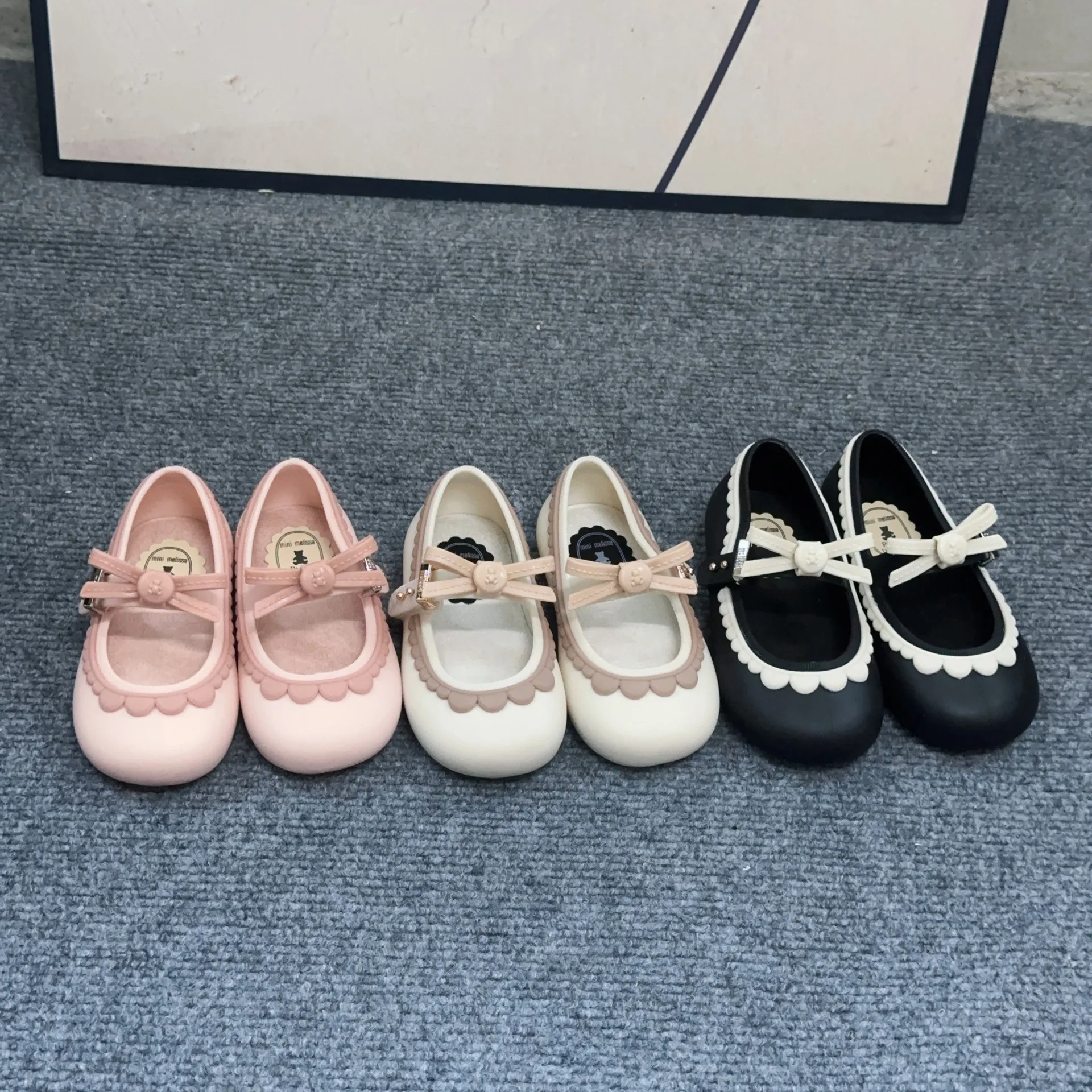 2026 Baby Girl Round Headed Bow Ballet Shoes Cute Children's Anti-slip Soft Bottom Single Shoes Toddlers Kids Casual Shoes