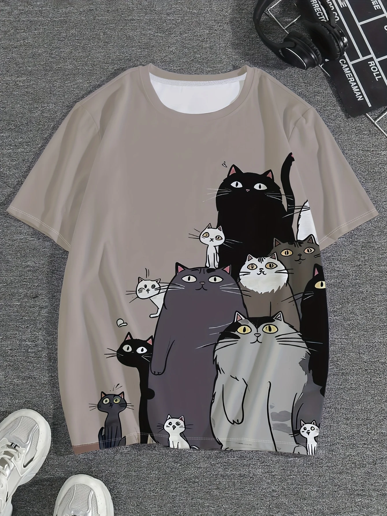 Men's Cartoon Cat Print T-Shirt Beige Multi Kitten Stack Graphic Crew Neck Short Sleeve Cute Animal Casual Top