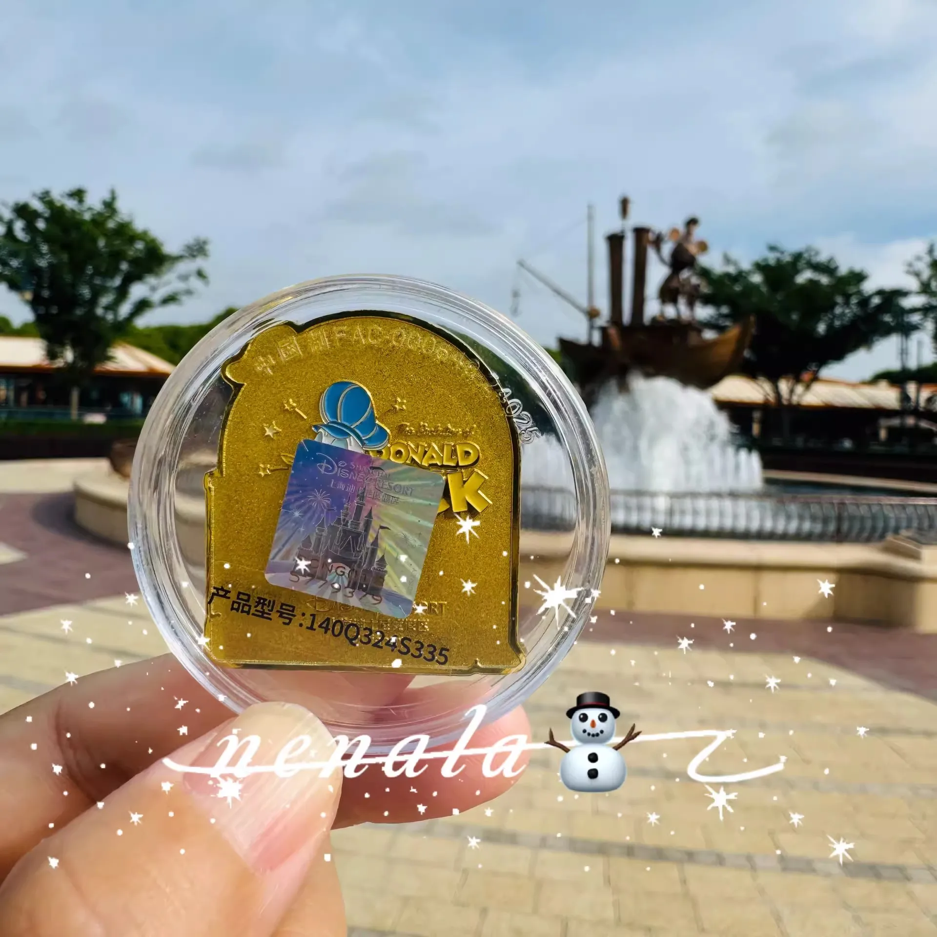 Original Shanghai Disneyland Donald Duck 90th Anniversary Birthday Commemorative Coin Collection Gift