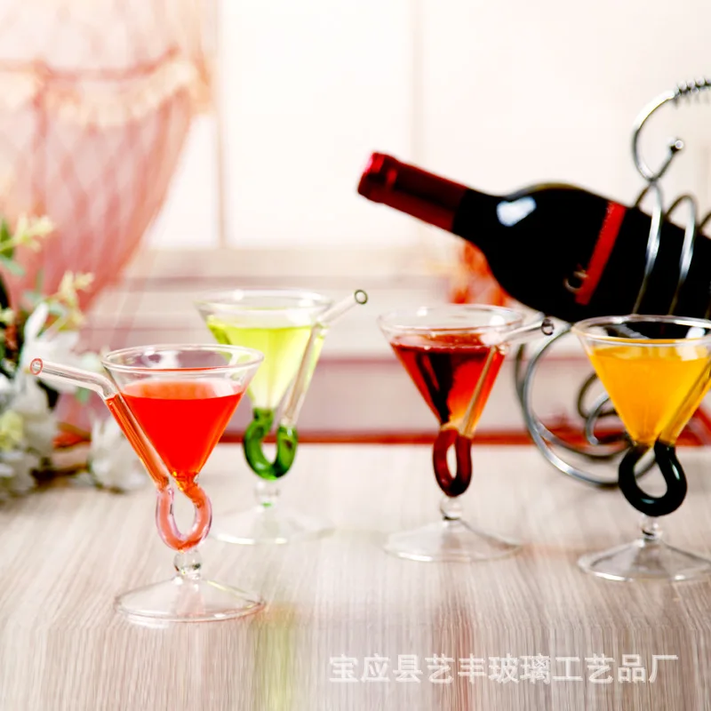 Creative Glass Cocktail Cup Rotating Martini Glass Creative Straw Cup Juice Coffee Vampire Cup Wholesale