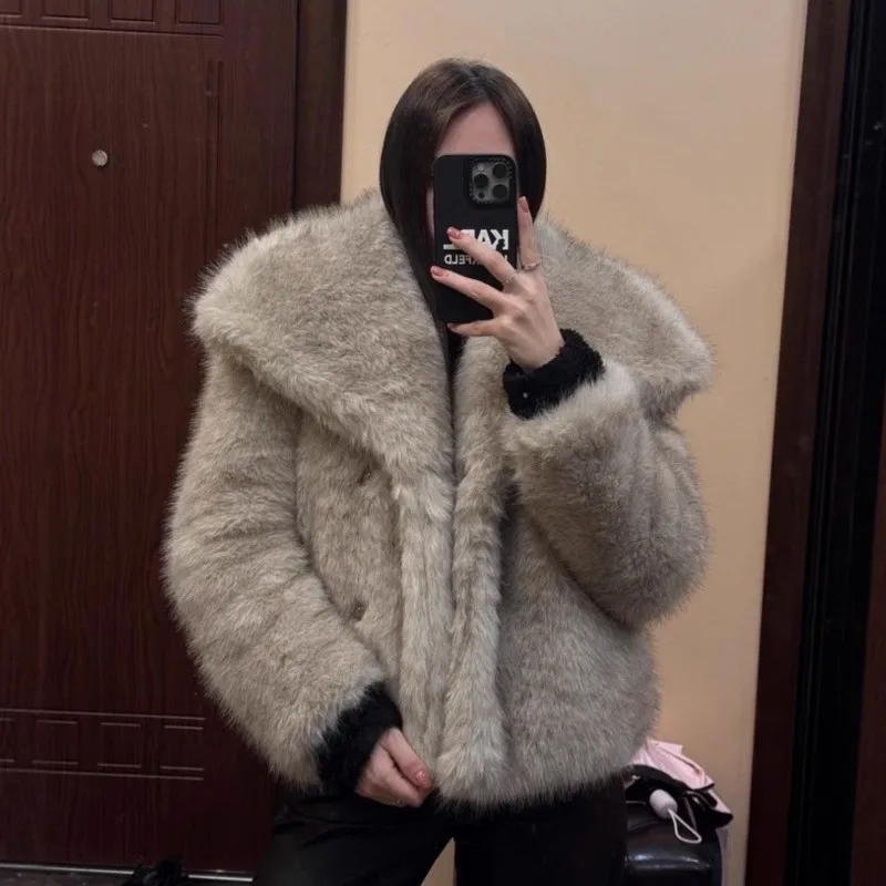 

2026 Winter Street Fashion Fluffy Dyed Pointed Fox Fur Coat Women Luxury Big Fur Collar Faux Fox Fur Jacket Female Overcoats