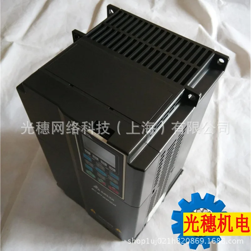 2025 Supply Spot VFD2200CP43A-21 Delta Space Vector Inverter 220KW Fan And Water Pump
