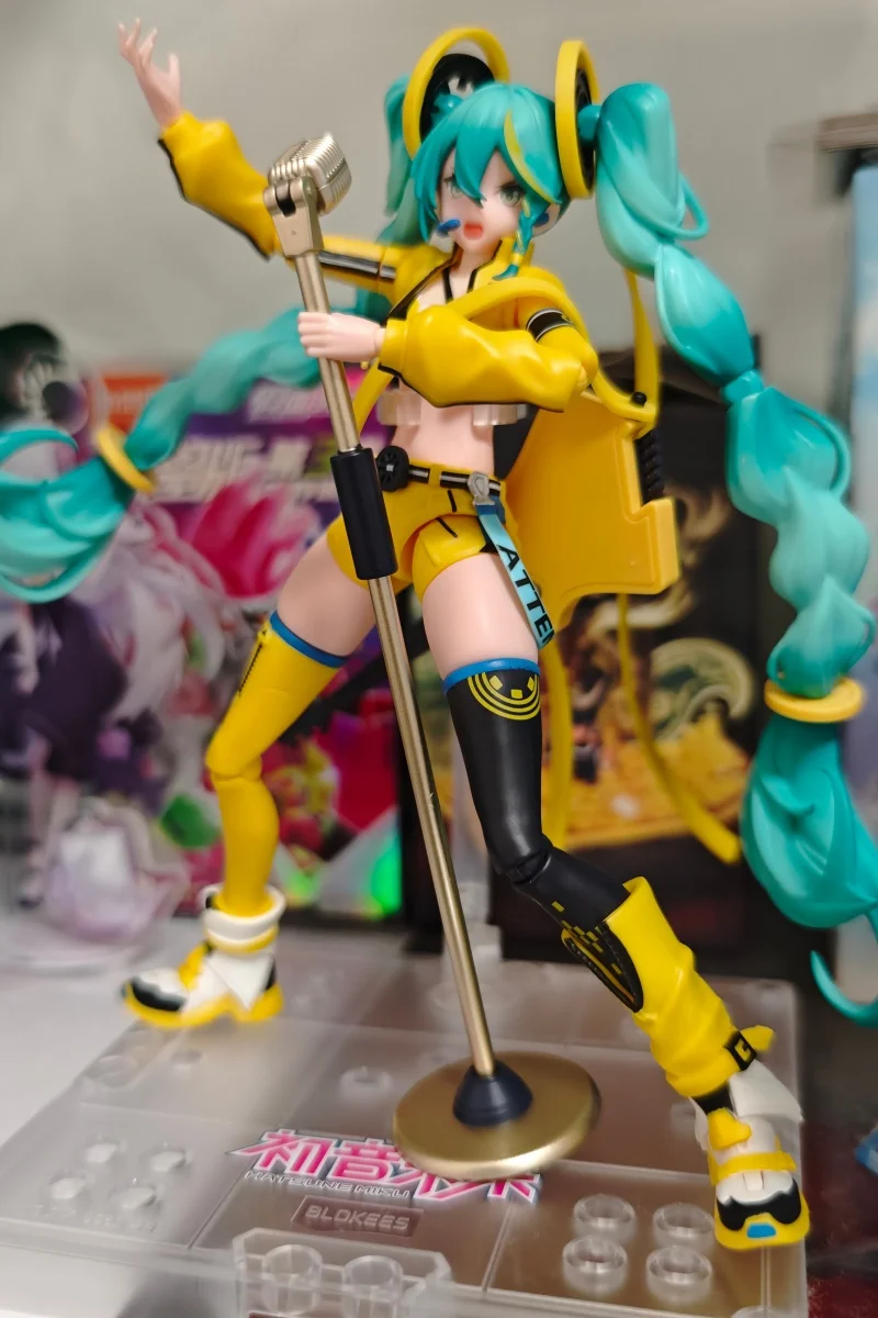 

Новые 17 см подвижные оригинальные фигурки Хацунэ Мику, ПВХ, аниме, коллекция певцов, модель, изысканные украшения для рабочего стола, рождественские игрушки