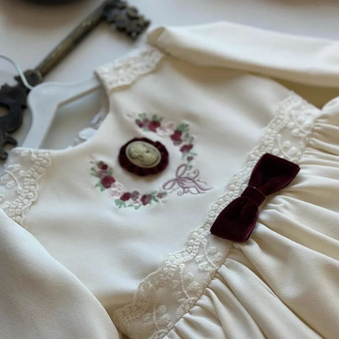 0-12Y Baby Girl Flower Embroidery White Vintage Ball Gown Princess Dress for Party Birthday Holiday Photography  C35