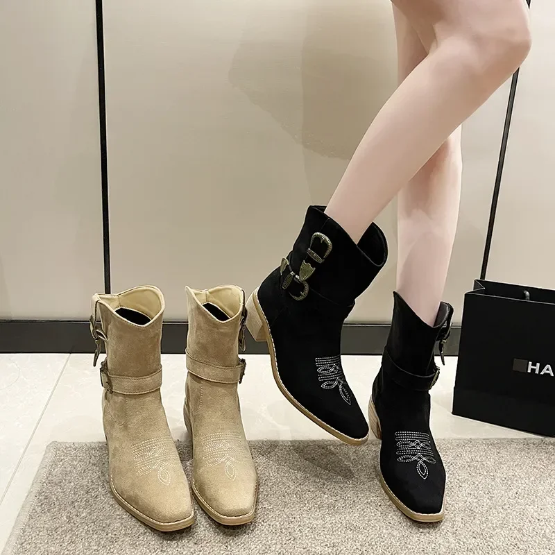 Vintage Embroidered suede ankle boots for Women  Autumn Low Heels Ankle Boots Woman Pointed Toe Thick Heeled Cowboy Botas