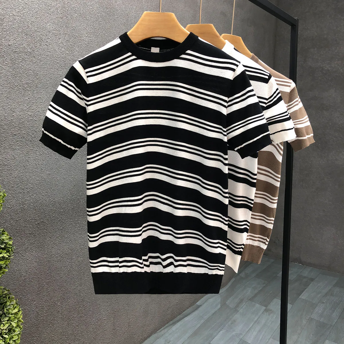 

2024 Striped Knitted T-shirt O-neck Men's Ice Silk Short Sleeve Tee Comfortable Pullover Summer Korean Popular Clothes Tops C04