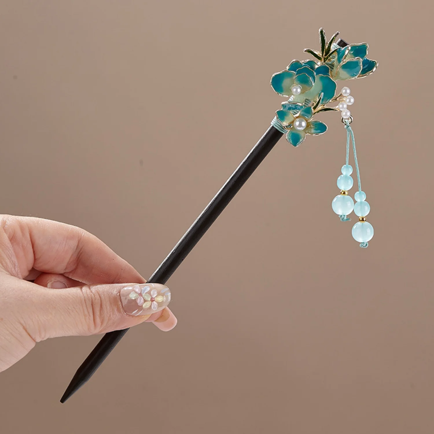 Vintage Flower Hairpin For Women Elegant Wooden Floral Hair Stick Light Luxury Hanfu Dress Headwear Jewelry Hair Accessories view 5