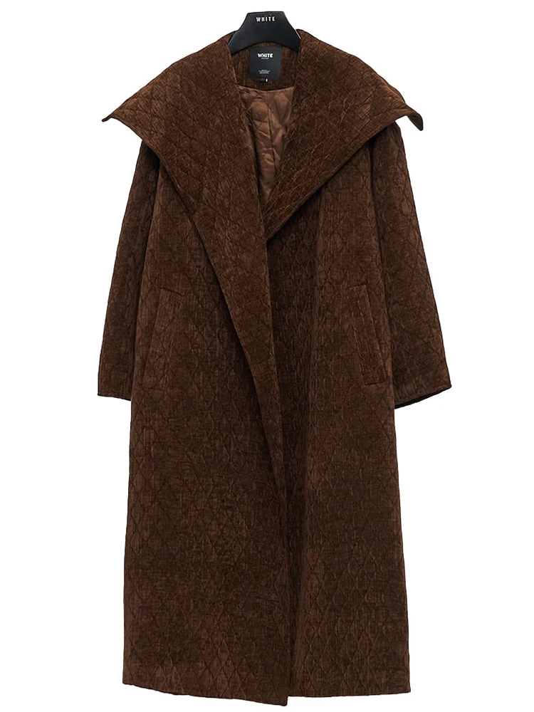 DEAT Cappotto di cotone da donna di moda Grande colletto rovesciato Manica lunga Cintura in vita Tasche larghe Cappotto Inverno 2024 Nuova marea 35Z1385