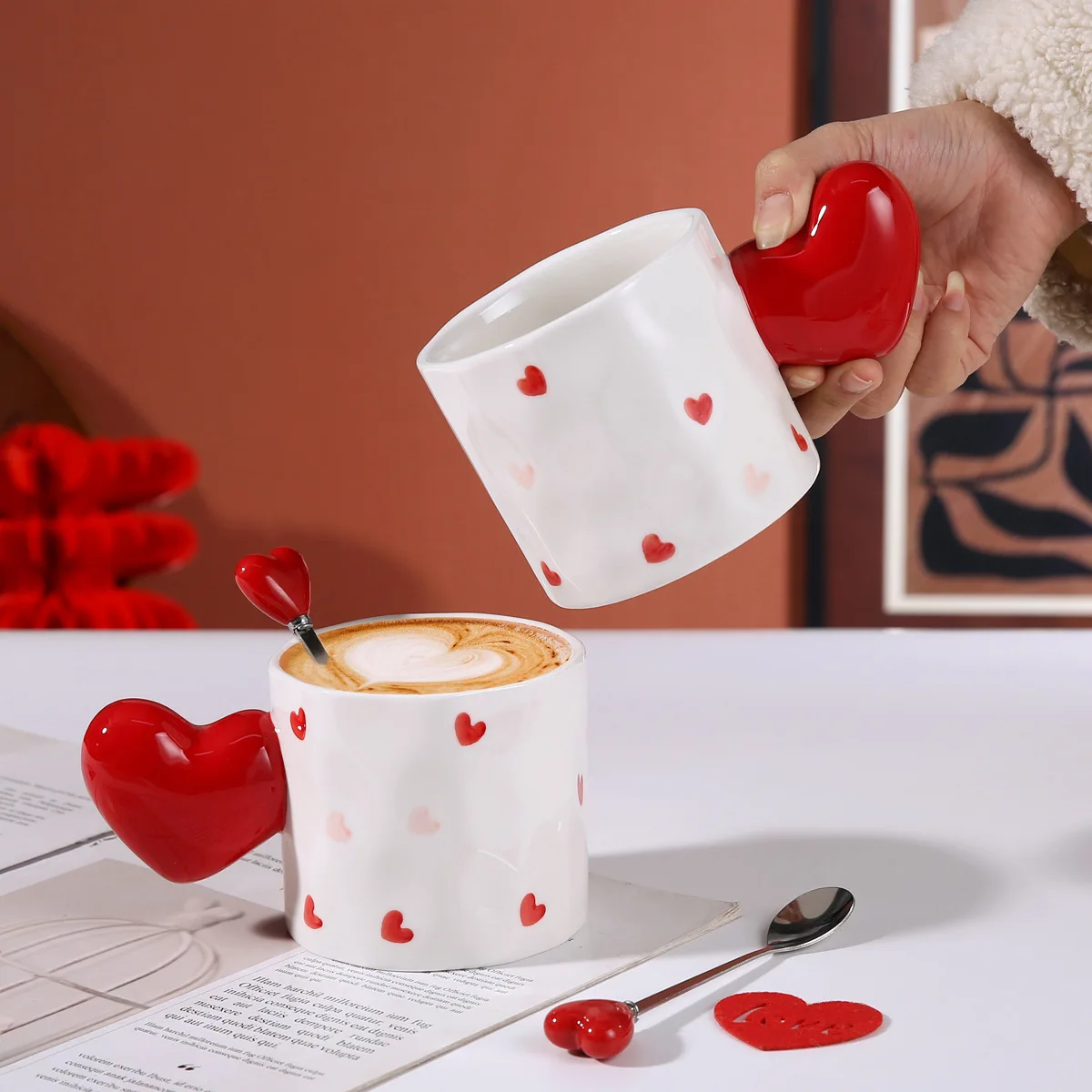 

Hot Sale 3D Raised Heart Ceramic Coffee Mug Handmade Valentine's Day Couple Mugs Aesthetic Breakfast Cup Home Use Gift for Love