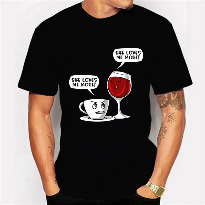 Camiseta Y2k para hombre, camisa con estampado de café, vino, She Loves Me More, manga corta, estilo Hip Hop, moda urbana