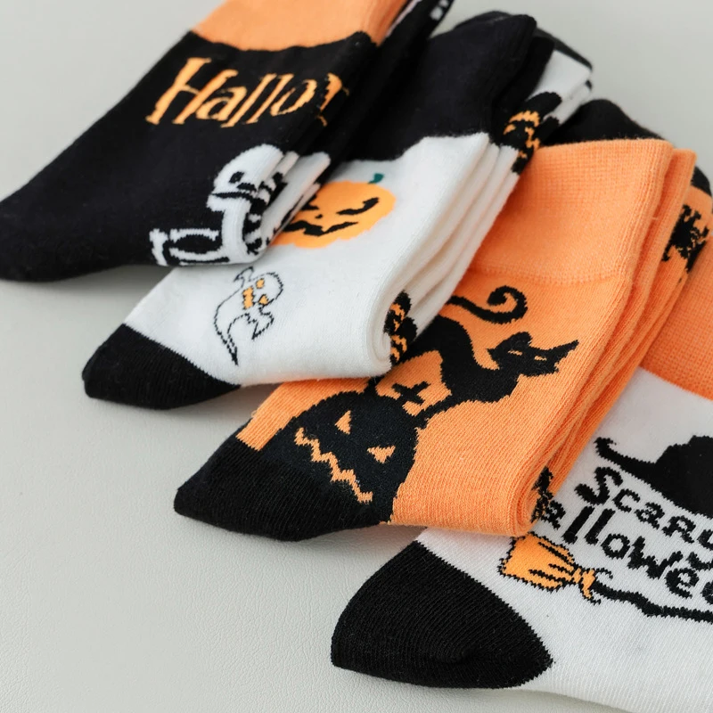 Halloween Stockings Fashion Couple Sports Socks Cartoon Versatile Funny Pumpkin Socks Halloween Costume Gift Scary SkeletonSocks