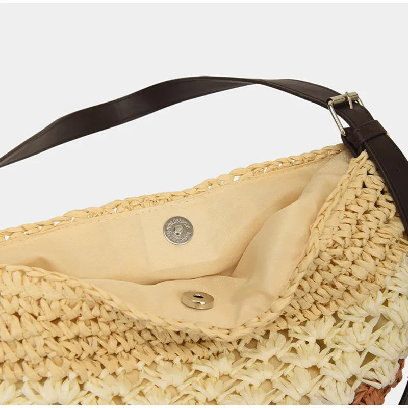 Gestreifte Colorblock-Strohtasche zum Umhängen, handgefertigte Bucket Bag für den Strandurlaub, Damen Sommer Casual Handtasche mit Farbkontrast – Detail 6