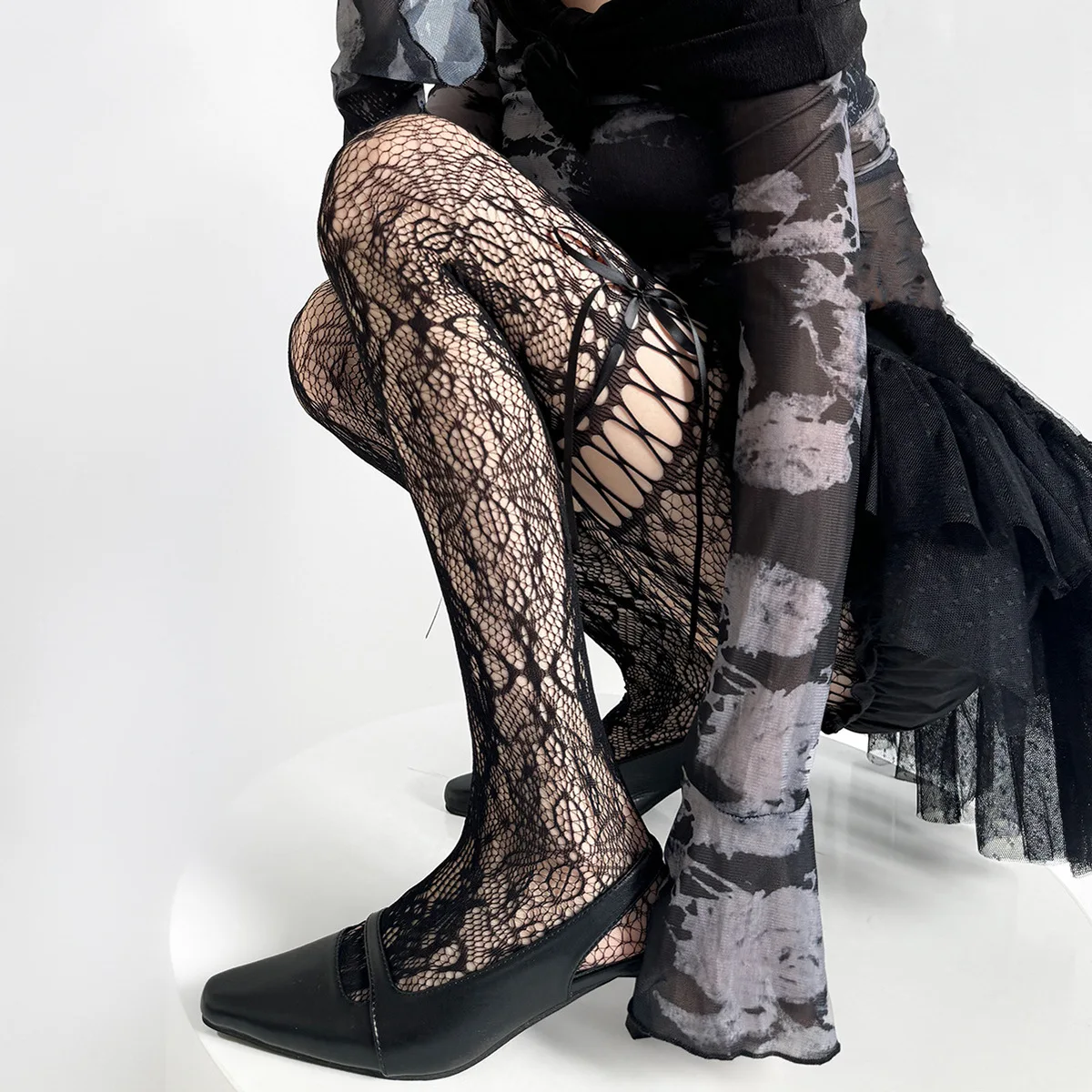 Lace-up openwork garter socks with bow ties, hot milf millennial style pantyhose, Japanese retro rope-net tights