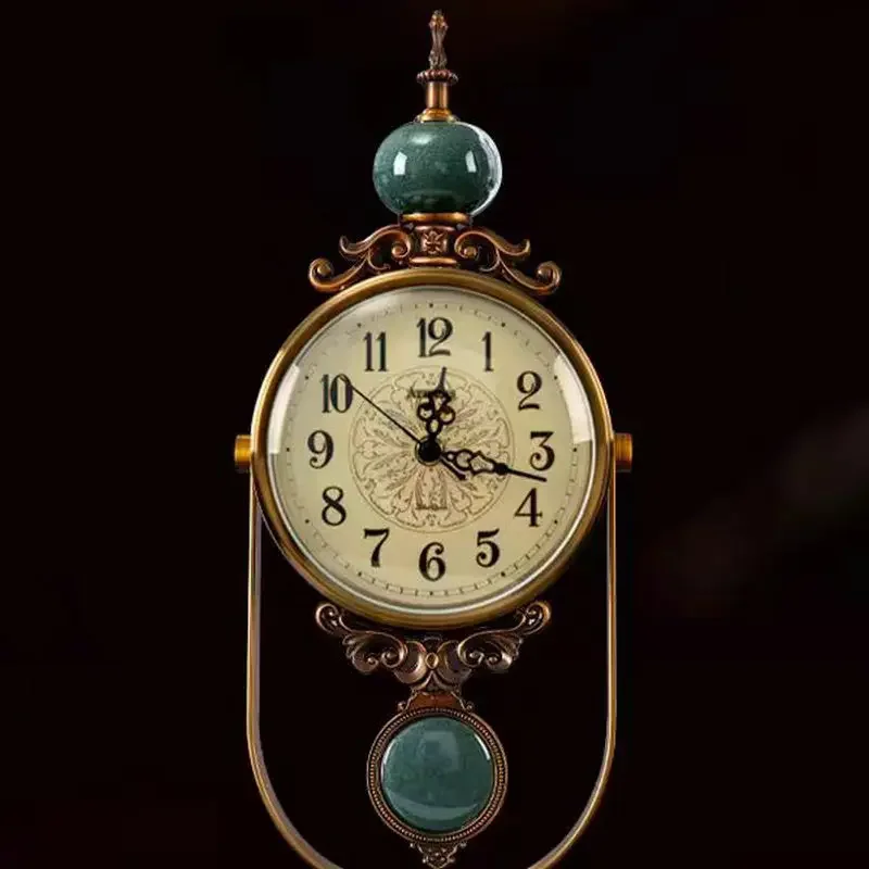 Atmospheric fashion creative desk clock Household metal silent desk clock