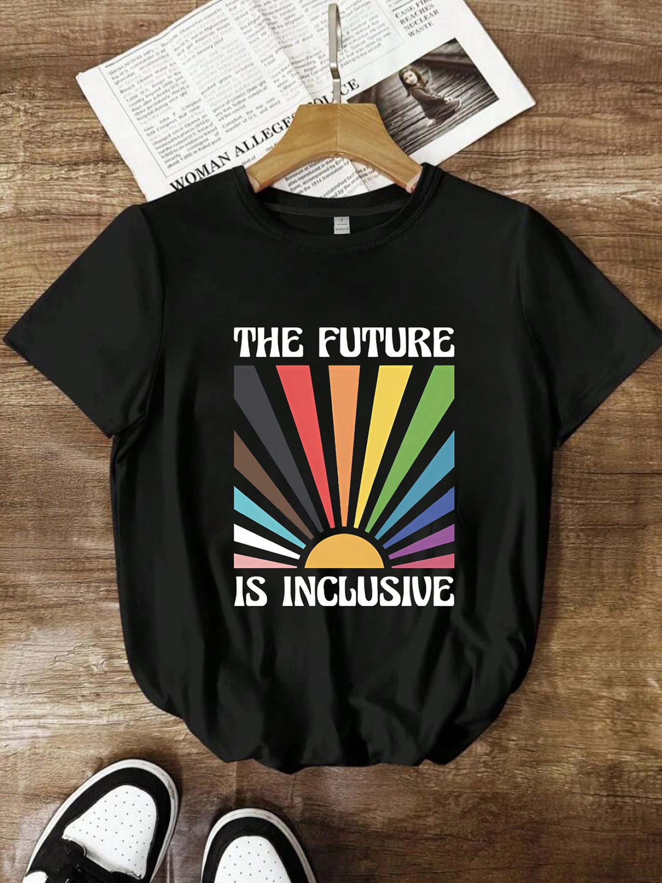 

color image Plus size women's round neck short sleeve T-shirt with elastic half sleeves and trendy prints