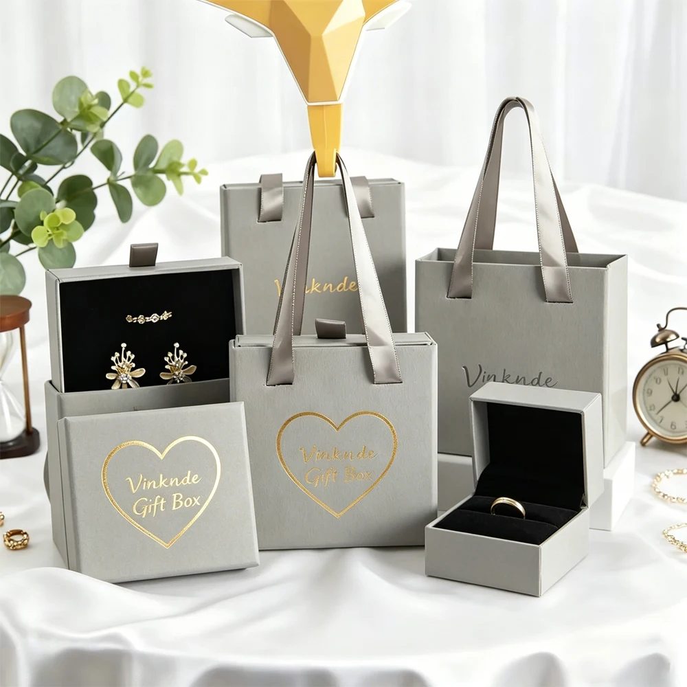 

24Pack 8x8x3cm Paper Drawer Jewelry Box Custom Logo Handheld Jewellry Packaging Boxes Ring Earrings Necklace Storage Gift Case