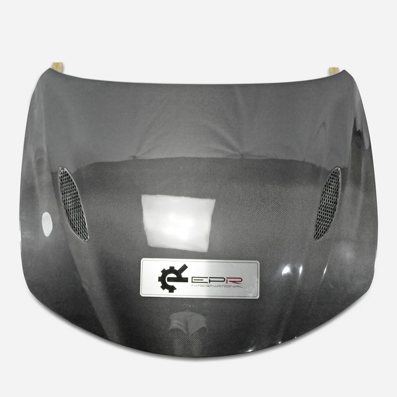 

Carbon Fiber Giulia 952 S1 Style With Vented Hood