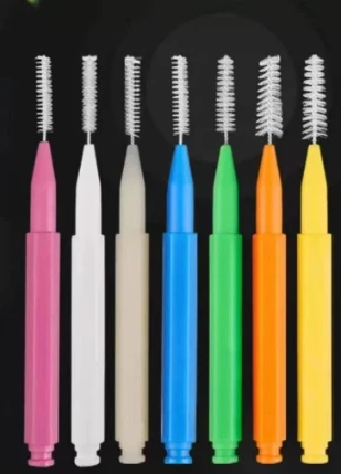 

40Pcs Interdental Brush Straight Push-Pull Design Effective Between Teeth Braces Cleaner Tooth Flossing Brush Oral Cleaning