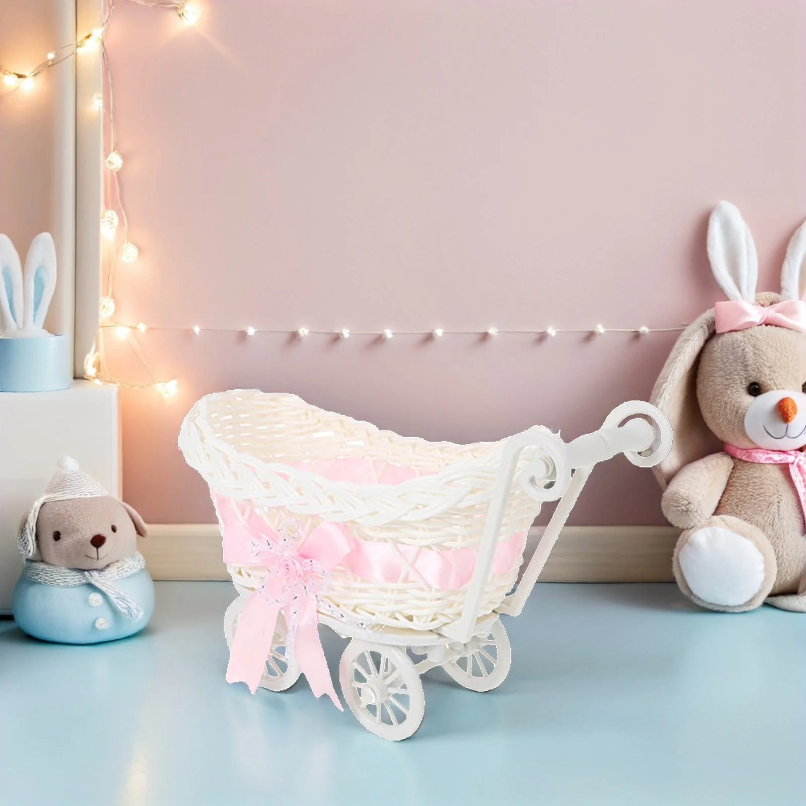 

4Pcs Wedding Party Candy Basket Imitation Rattan Trolley Shape Mini Flower Basket Shower Gift Box Candy Holder Party Decor