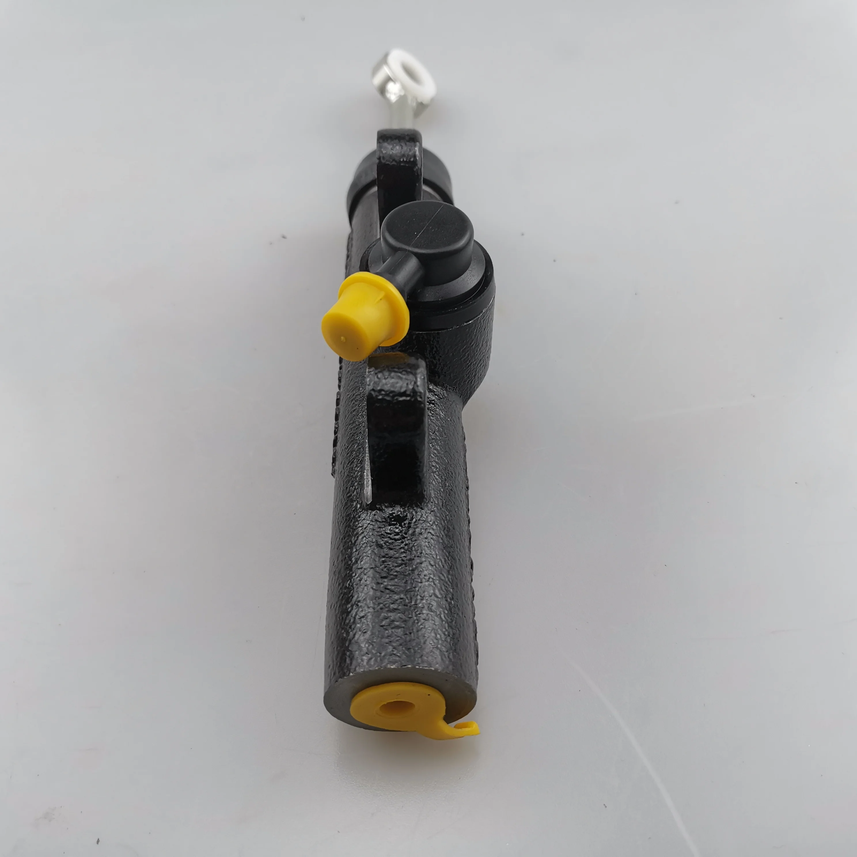SAIC MAXUS V80 Clutch Master Cylinder C00002580 C00002560 C00059672