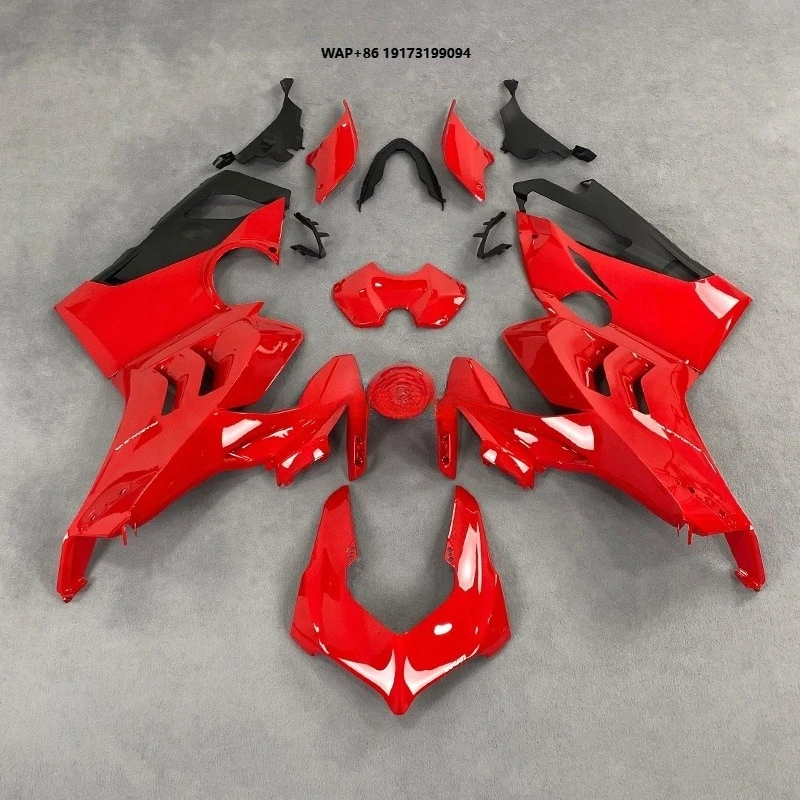 

Полный комплект пластикового обвеса для Panigale V4S: задний обтекатель, фиксированное крыло, переднее крыло