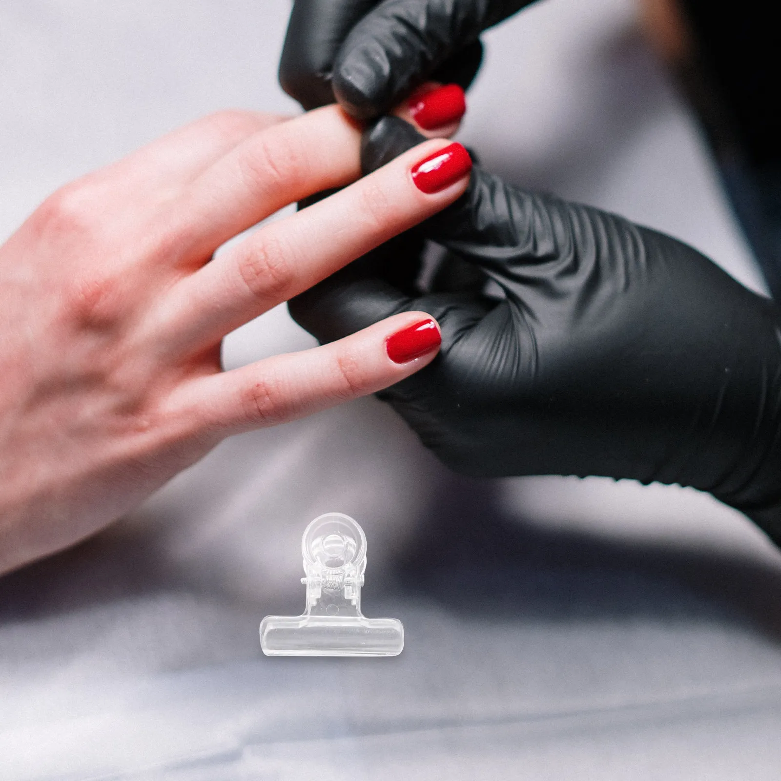 

30Pcs Nail Tip Clips Eco-Friendly Reusable Plastic Nail Art Fixing Clips for Extension Modeling Perfect Length Adjustment