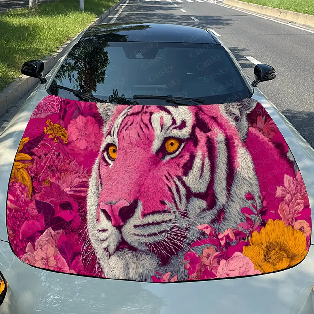 

Автомобильная наклейка Розовый тигр с красочным цветочным художественным дизайном Fusion, демонстрирующим ярким контрастом цвета и замысловатыми деталями на автомобиле