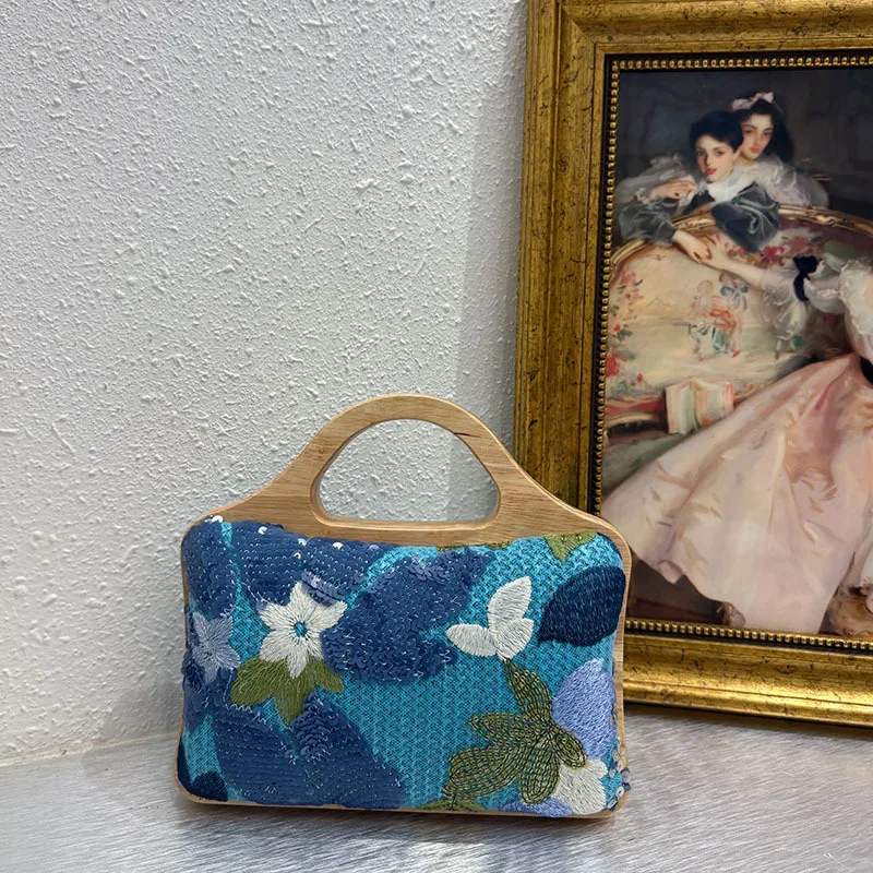 Retro national style new Chinese linen bag heavy industry sequined flower splicing embroidery trend elegant portable dinner bag