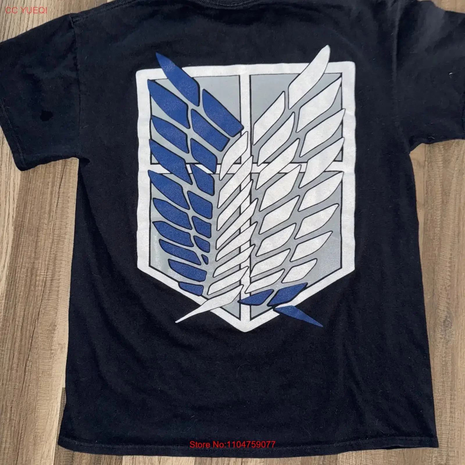 camiseta-vintage-attack-on-titan-y2k-azul-anvil-tag-tamanho-m-20x26-lavada-confortavel-estilosa-unissex-para-uso-diario
