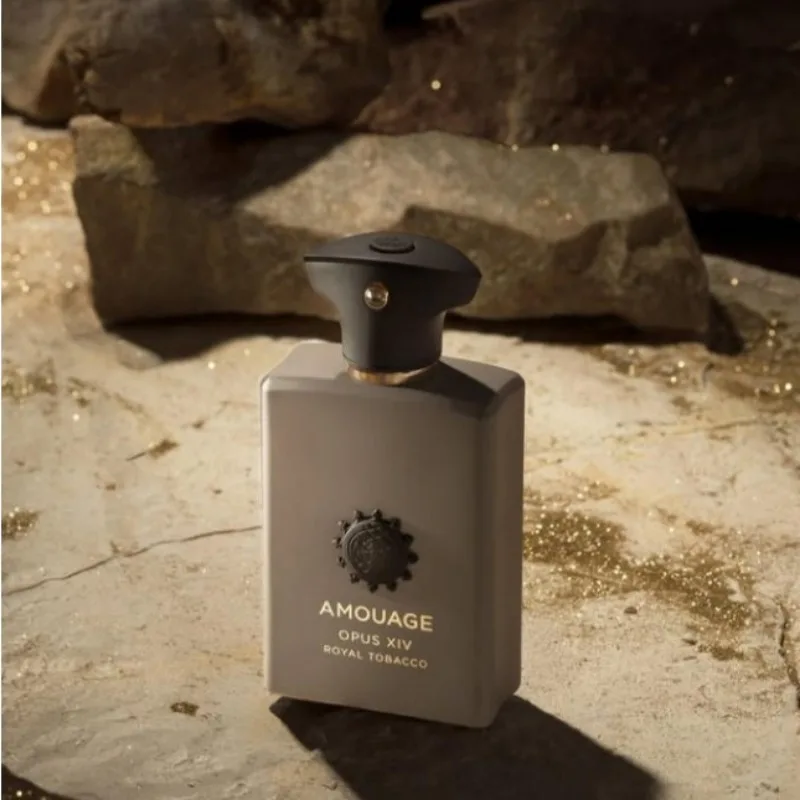 

Мужская коллекция парфюмов Woody с пряными цветочными и заметками Woody для повседневного ношения, романтических вечеринок и долговечности.