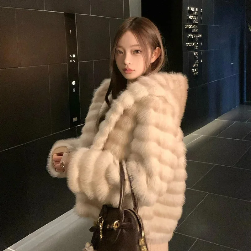 2025 Nieuwe Haining dames Koreaanse stijl nepbontjas met capuchon Nertsen pluche lange jas Winter luxe bovenkleding