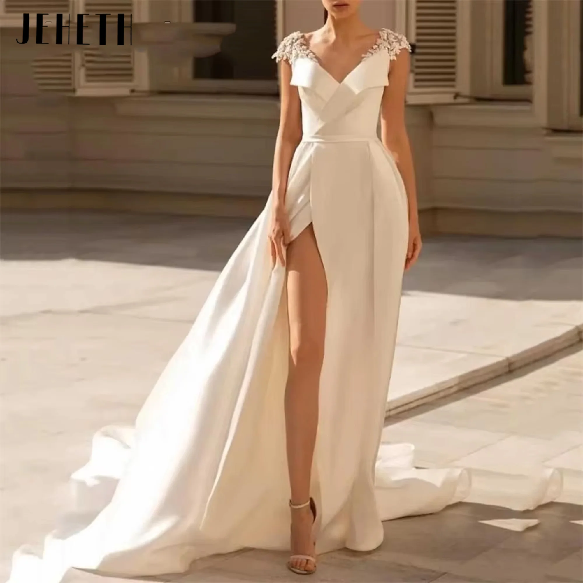 

A-Line Wedding Dress V-Neck Luxury Short Cap Sleeves Appliques Bridal Gown Satin Sexy Bride Robes Robe De Mariée 2025 Customized