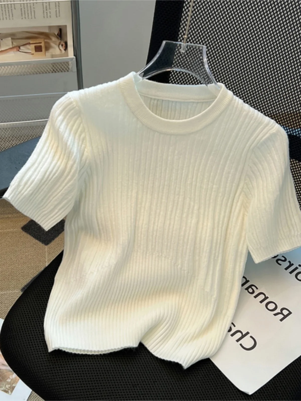 

Slim Fit Women's Knitted Short Sleeve T-Shirt White Waist-Cinching Summer Top Sweet Style Regular Length Casual Wear