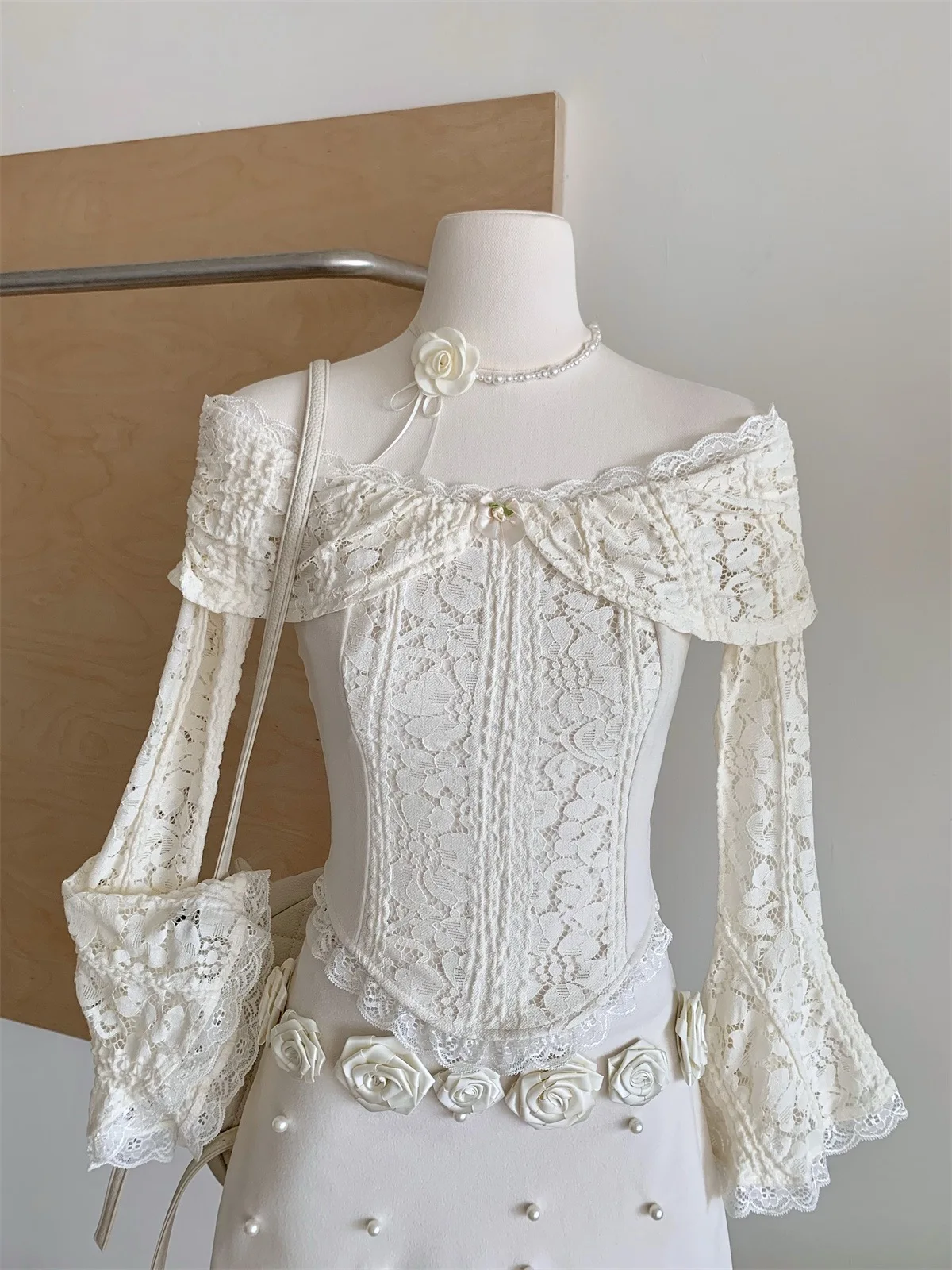 Women Romantic Sexy Style White Rose Lace Off Shoulder Flared Sleeve 2 Piece Sets Coquette Cutecore Princess Shoujo Girl Clothes