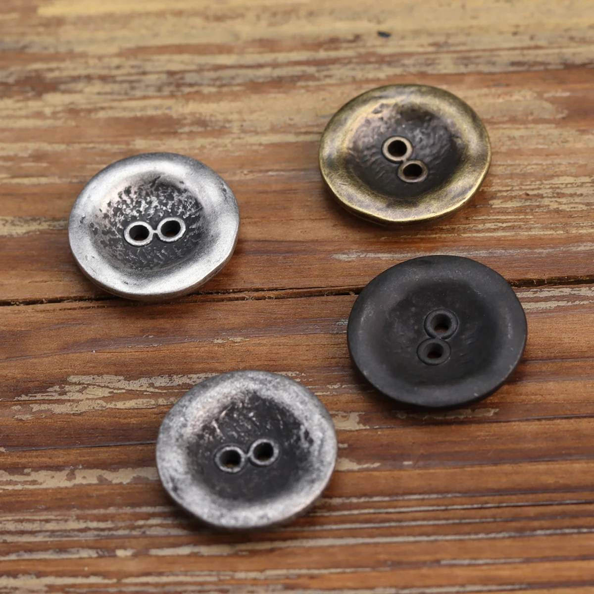 Two Hole MUKU Antique Design Metal Buttons Made Old Jacket Fashion Black Dress Sweater New Sewing Accessories Knitting