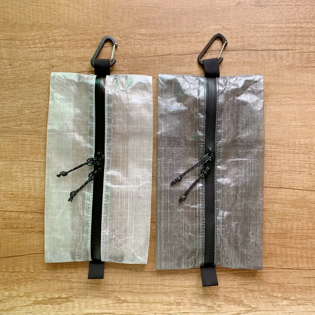 Ultralight 1.43oz DCF Dyneema Tissue Pouch Durable Cuben Fiber Zipper Bag Waterproof Tissue Holder w/ Carabiner  Outdoor Hiking