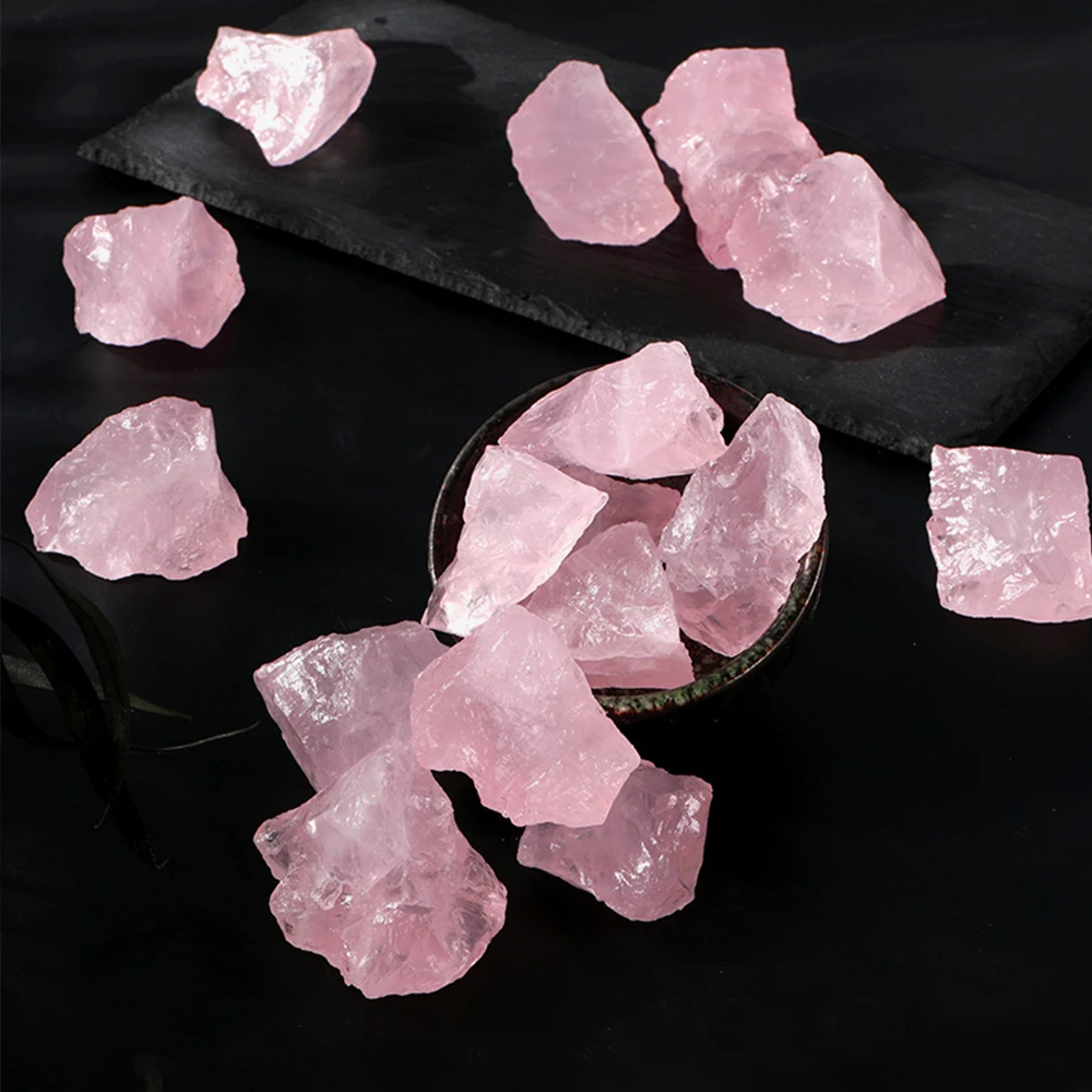 Natural powder crystal rose quartz coarse mineral raw stone mineral crystal mineral specimen room tank decorative landscape raw