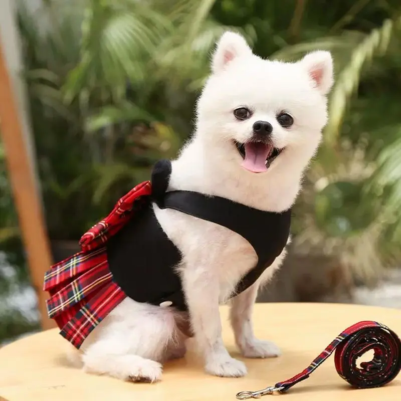 Spring and Summer Pet Supplies Dogs Cats Cat Chest Straps Teddy Dogs Pomeranians Dog Walking Dresses Traction Ropes