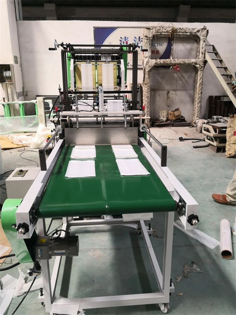 آلة تشكيل الأكياس، آلات تصنيع أكياس التسوق البلاستيكية ذات الطبقة المزدوجة بأربعة خطوط