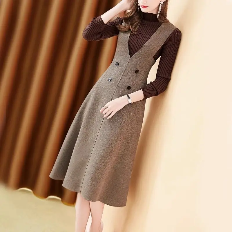 Fashionable Age Reducing Sleeveless Woolen Vest Dress with a New Temperament Featuring a Cinched Waist and Slimming Effect