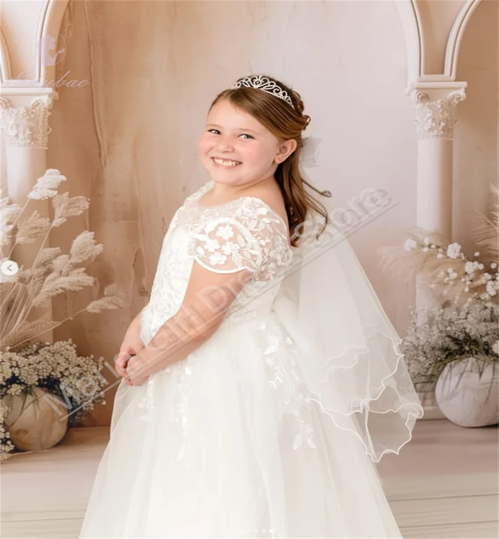 สีขาวElegantดอกไม้สาวชุดตาข่ายแขนสั้นลูกเรือคอสําหรับFirst CommunionวันเกิดParty Junior Bridesmaid Dress