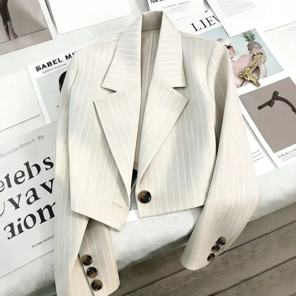 Women's Fitted Striped Blazer with Notched Lapel Collar Long Sleeve Slim Fit Single Button Closure in Brown Striped Woven Fabric