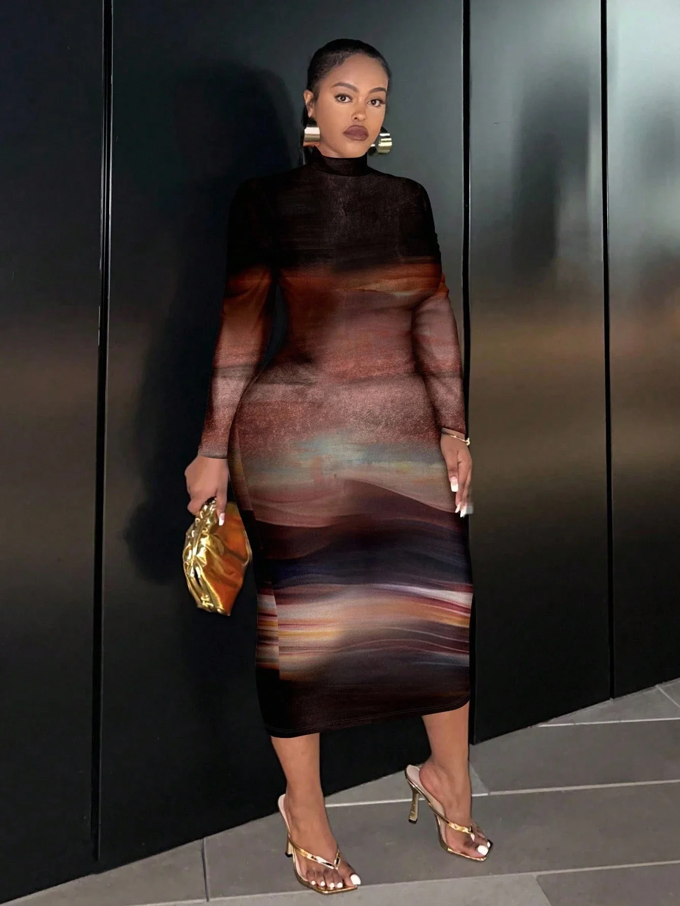 

Платье-миди с принтом в технике тай-дай и эффектом мазков кисти, с длинными рукавами и высоким воротником, приталенное, для вечеринок, осень-зима